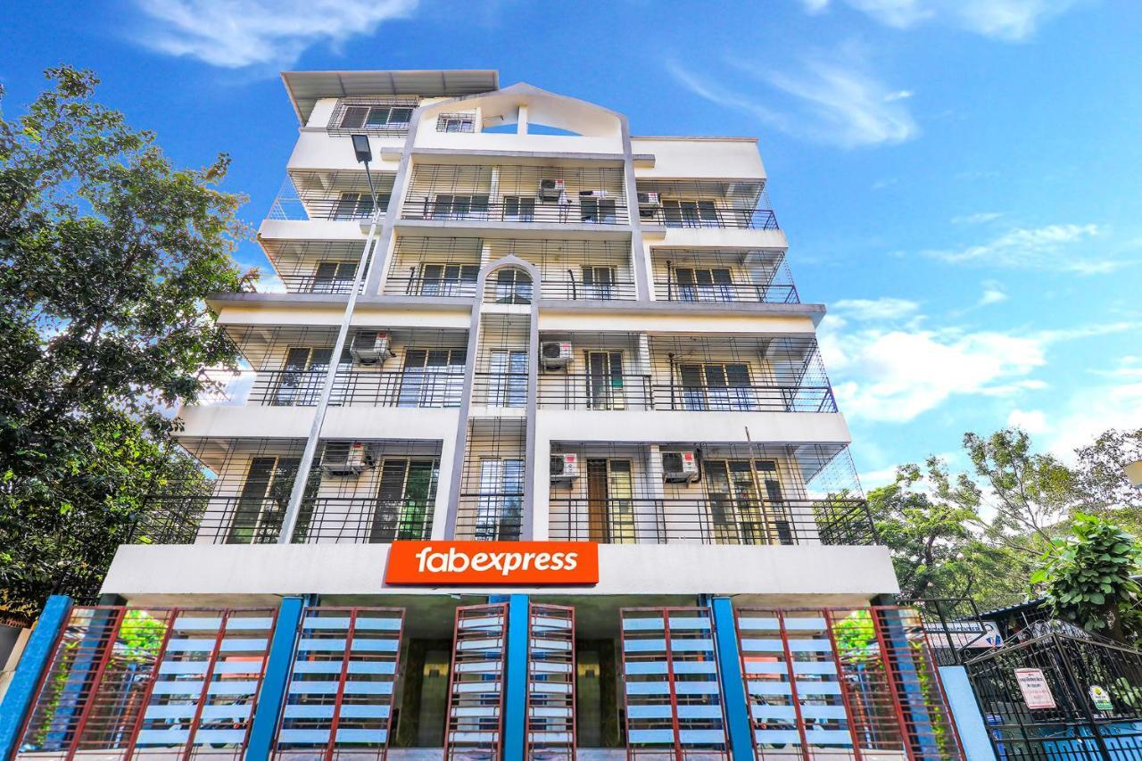 Fabexpress Nalanda Service Apartment - Mumbai, Mumbai